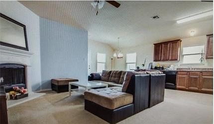 2nd image of 2029 Sterling Gate Dr