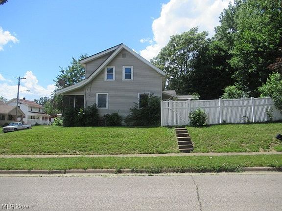 2nd image of 907 McKinley Ave