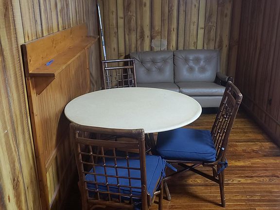 nook area beside kitchen area