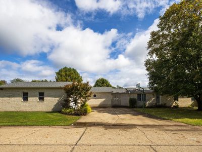 90 Main St, The Plains, OH, 45780