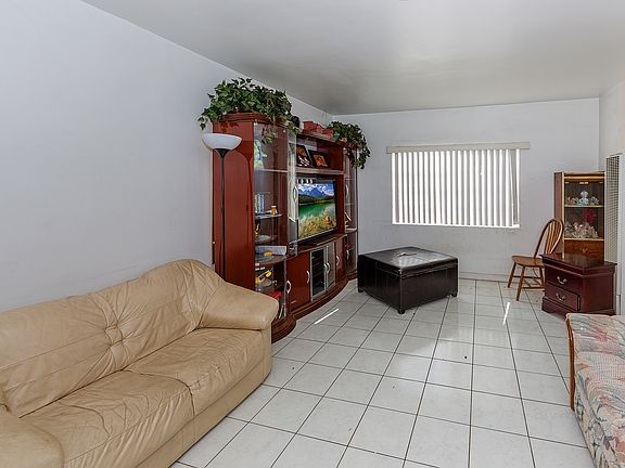 2nd image of 8141 Noble Ave