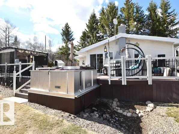 64 Robin Ln, Mewatha Beach, AB T0A 0M0