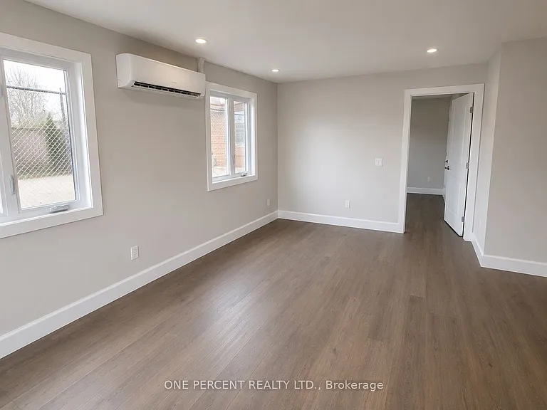 6610 Fourth Line Rd #6 — Photo 2