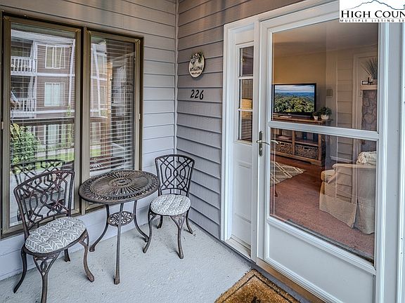 4th image of 148 Royal Oaks Drive #226