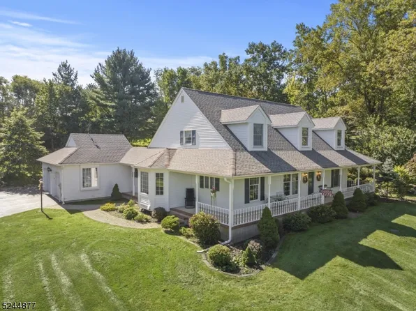 57 Country Acres Dr, Union Twp., NJ 08827