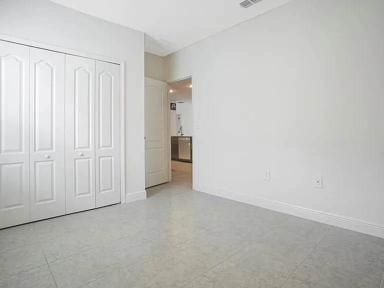 16830 Canopy Garden Dr — Photo 20