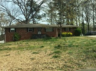 1333 Lake Cir SW, Atlanta, GA 30126