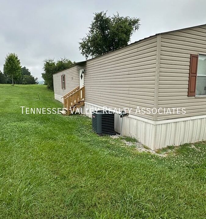 2nd image of 2240 Knoxville Hwy Lot 2