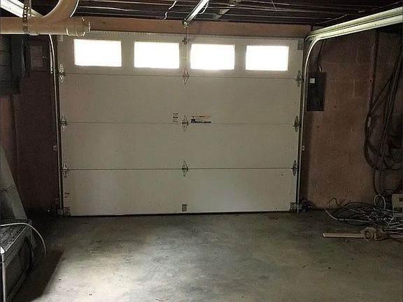 2nd image of 5000 Idaho Ave