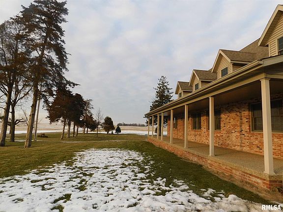 4th image of 1628 County Road 1200 E