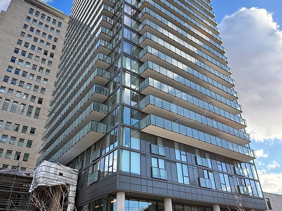 1st image of 99 Foxbar Rd #403