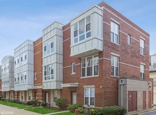 3238 N Kilbourn Ave UNIT 14, Chicago, IL 60641