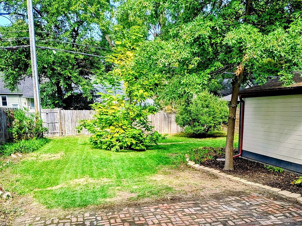 374 Pearson St, photo 25