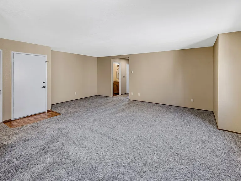 3330 Del Monte Blvd — Photo 27