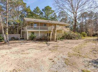 912 Clearview St, Milton, FL 32583