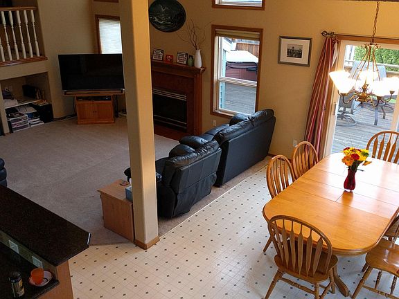 Family room and nook