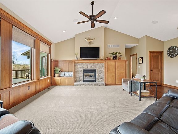 4th image of 8029 NE 50th Ave