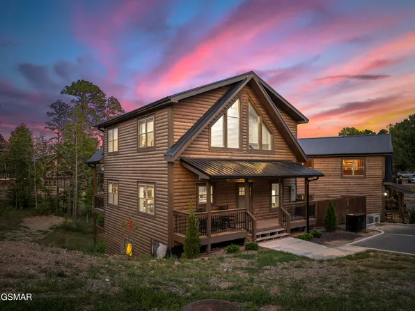 2848 Sequoia Rd, Pigeon Forge, TN 37863