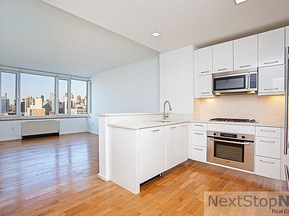 3rd image of 635 W 42nd St APT 17E