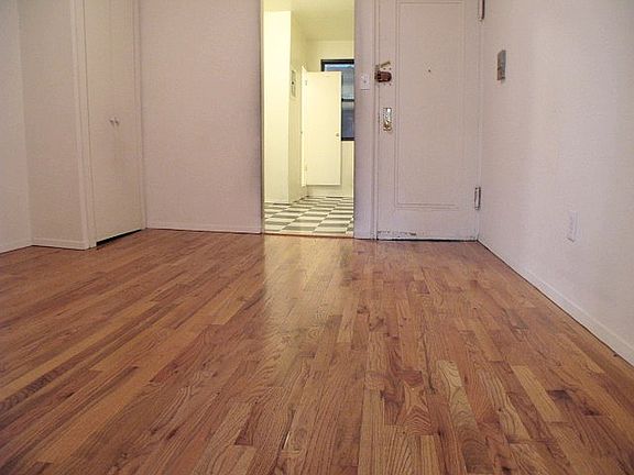 4th image of 112 W Houston St APT 4C