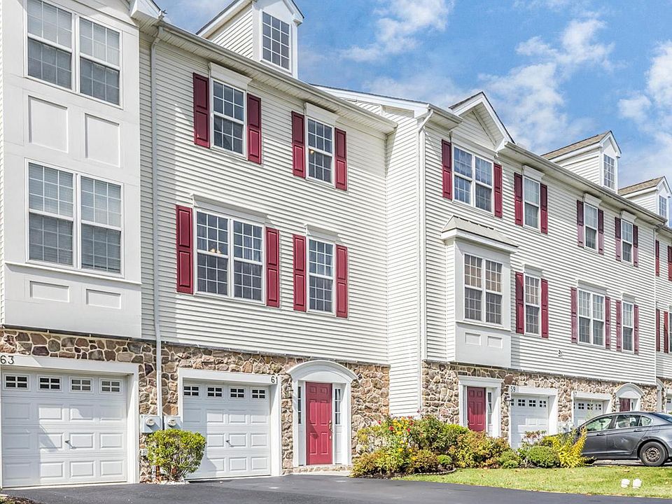 1st image of 61 Narragansett Ln