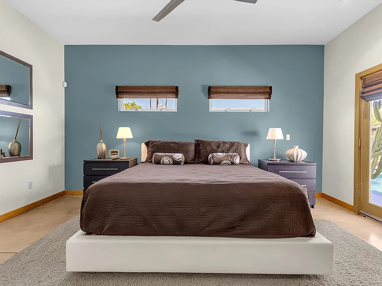 53945 Eisenhower Dr — Photo 26
