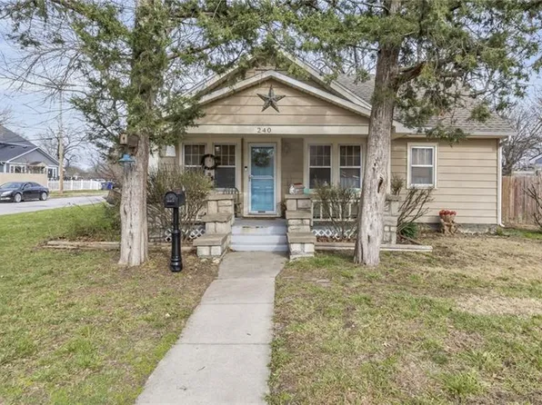 240 N Blake St, Olathe, KS 66061