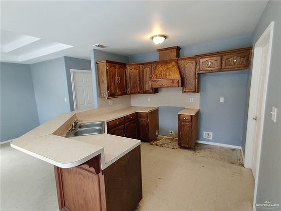 3rd image of 13513 Collin Dr
