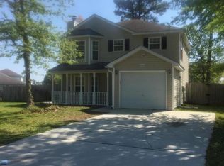 8202 Waltham Rd, Charleston, SC 29406