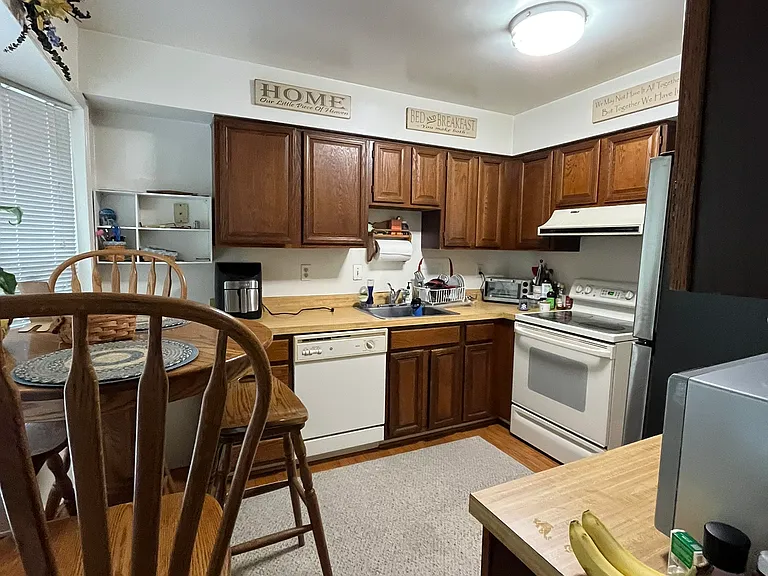 Large Kitchen