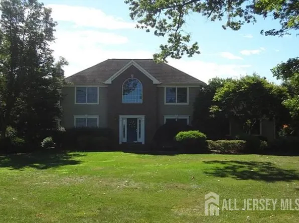246 Fresh Ponds Rd, Jamesburg, NJ 08831