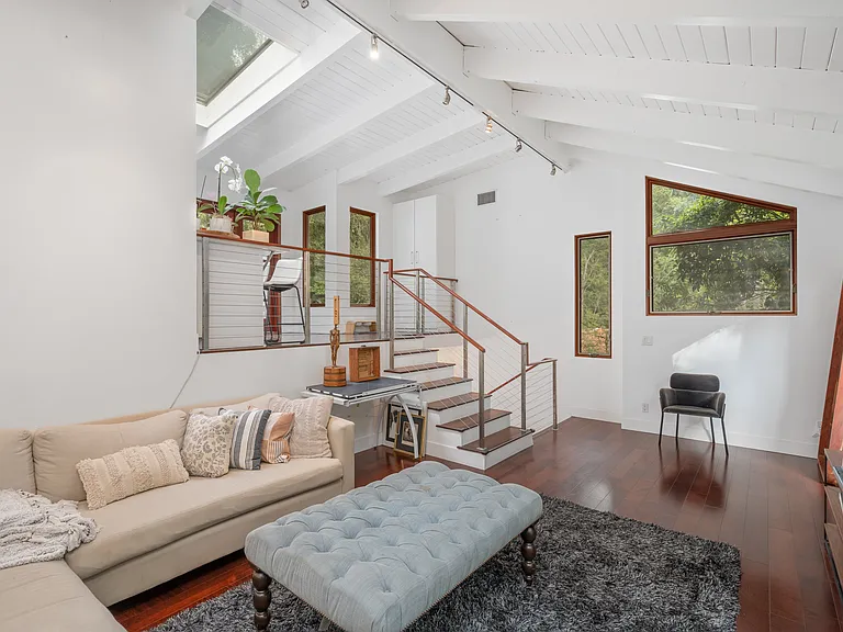 10013 Westwanda Dr — Photo 7