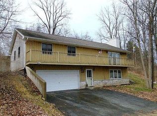 5636 Court Ln, Waterford, WI 53185