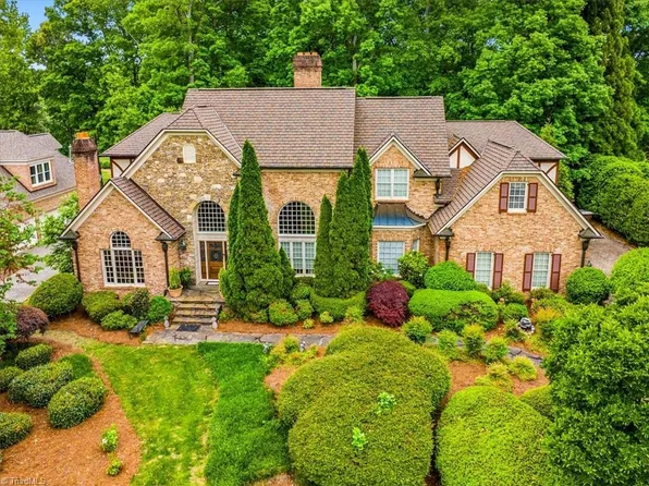 3904 Dover Park Rd, Greensboro, NC 27407