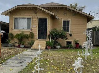 421 2nd St, Gustine, CA 95322