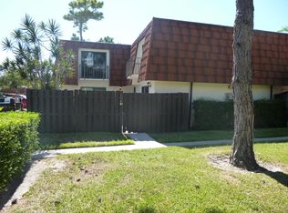 2128 White Pine Cir APT C, Greenacres, FL 33415