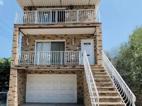 4414 Liberty Avenue image 1 of 12