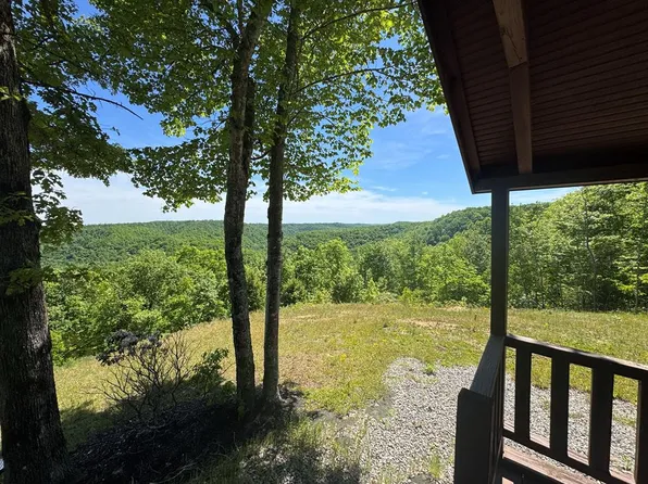 55300 Maynard Ridge Ln, Crawford, TN 38554