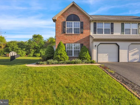1007 Felix Ct, Reading, PA 19605
