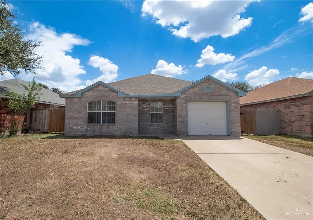 3 bed, 2.0 bath, 1434 sqft, $1,250 — Photo 1