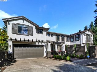 23 SW 111th Ter, Portland, OR 97225