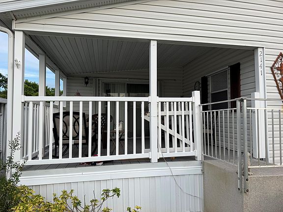 3rd image of 2141 SW 87th Terrace