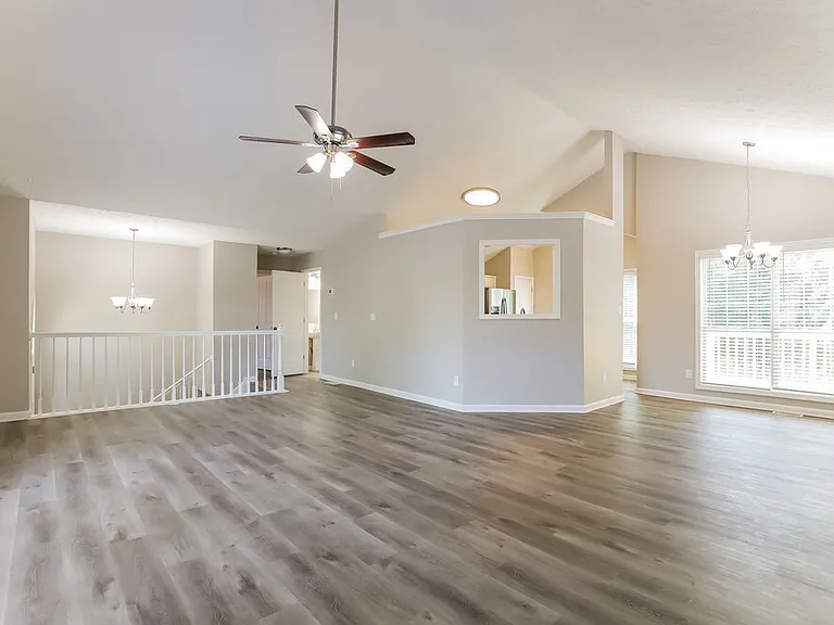 1393 Richland Creek Trl — Photo 6