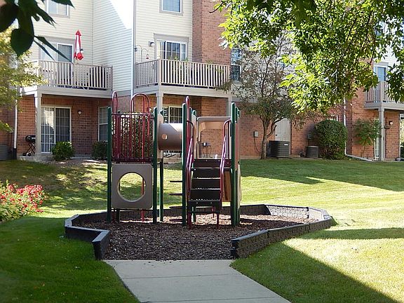 4th image of 130 Idle Wild Ct APT 3