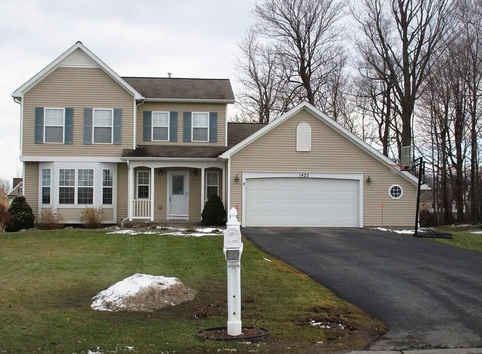 1st image of 1422 Mountain Laurel Ln