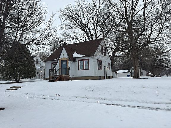 2nd image of 1002 10th Ave N