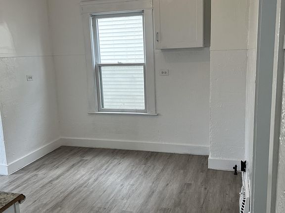 3rd image of 8204 Garfield Blvd
