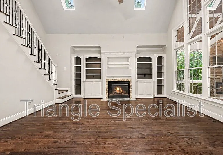 6121 Carlyle Dr — Photo 15