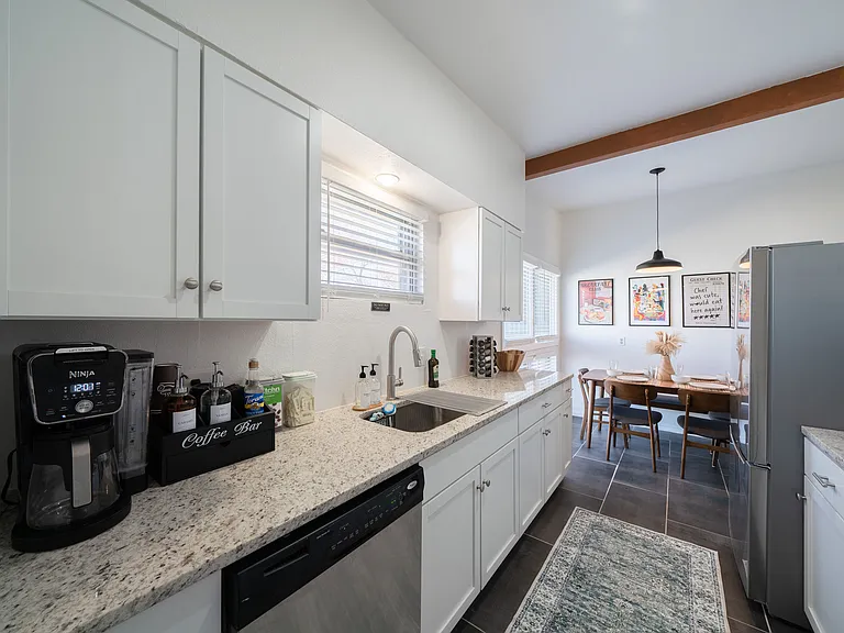 482 Hialeah Ave — Photo 12