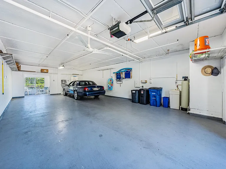 181 Lenell Rd #1B — Photo 31